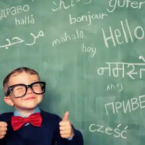 niño pequeño varios idiomas